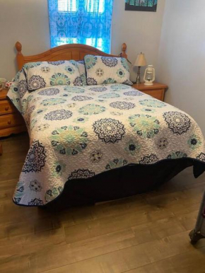 2 Bedroom home with ocean view